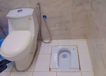 شاليه بألعاب مائية وصالة أنيقة 