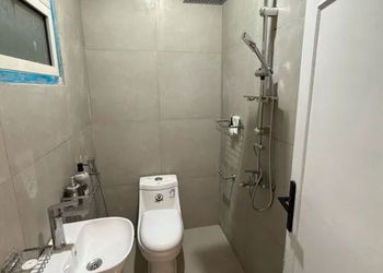 استديو بدخول ذاتي وتصميم هادئ 