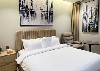 استديو بدخول ذاتي وسرير مريح 