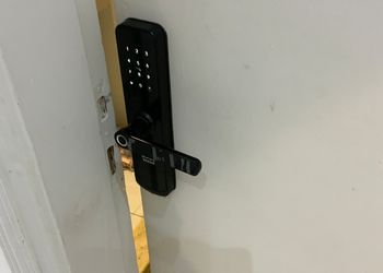 استديو هادئ بسرير ماستر 