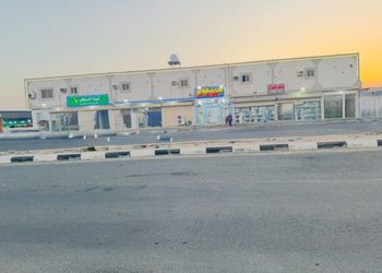 استديو بسرير ماستر وجلسة جانبية