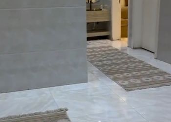 شقة بغرفتين نوم وصالة 
