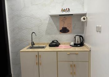 استديو بثلاث اسره فردية