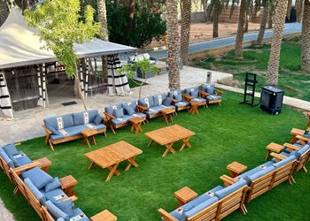 مزرعة 1 بجلسة مطلة على الجبل 