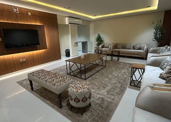 شاليه بغرفة نوم مطلة على المسبح 