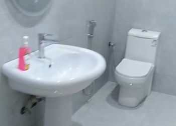 شقة بغرفتين نوم وصالة 