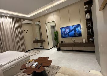 استديو بتصميم أنيق ودخول ذاتي