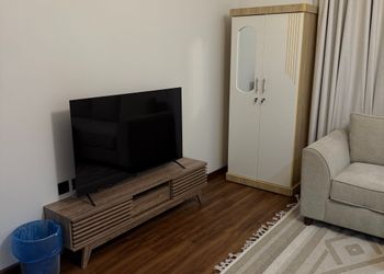 استديو بتصميم هادئ ودخول ذاتي