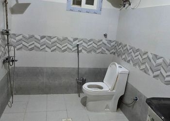 شقة بصالة ومجلس وغرفة نوم 
