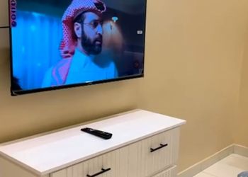 استديو بسرير ماستر وجلسة جانبية