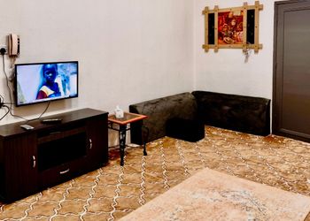 شقة بغرفة نوم ودخول ذاتي