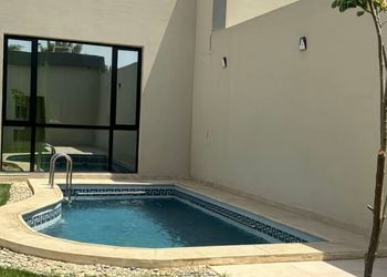 شاليه بجلسة خارجية وأجواء ممتعة 