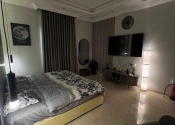 إستديو بسرير ماستر