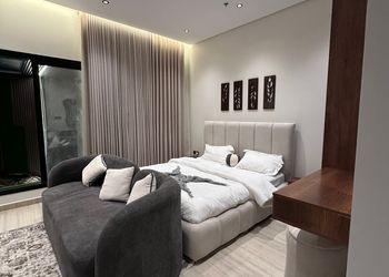 استديو هادئ بسرير ماستر 