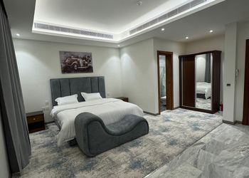 استديو هادئ بسرير ماستر 
