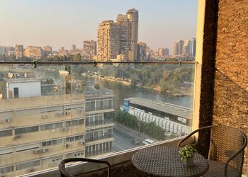 استديو بسرير مريح وإطلالة مميزة 