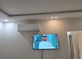 شقة بصالة أنيقة وغرفة نوم
