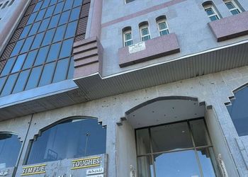 استديو بسرير ماستر وأثاث مريح 