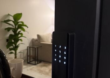 استديو هادئ بسرير ماستر 