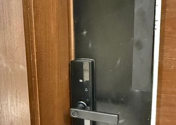 استديو بسرير ماستر