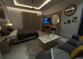 استديو بسرير ماستر