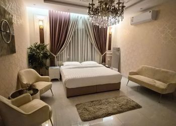 استديو بسرير ماستر ودخول ذاتي