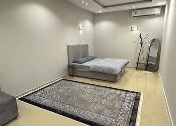 شاليه بجلسة خارجية وأجواء ممتعة 