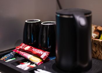 استديو بسرير ماستر وجلسة جانبية