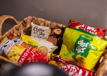 استديو بسرير ماستر وجلسة جانبية