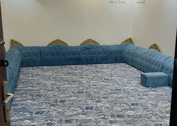 شاليه بمجلس واسع وفناء خارجي 