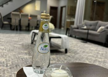 استراحة بجلسة خارجية و مجالس