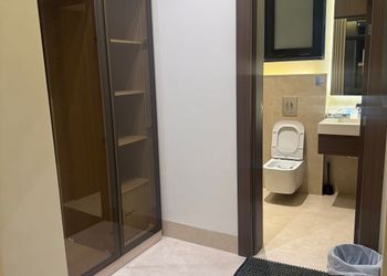 شقة بصالة مريحة وإطلالة مميزة 