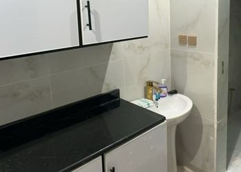 استديو بسرير ماستر وجلسة جانبية