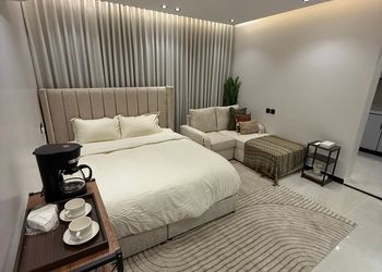 استديو بسرير ماستر ودخول ذاتي