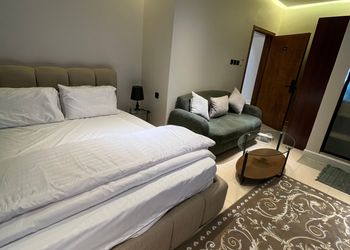 استديو بسرير ماستر ودخول ذاتي