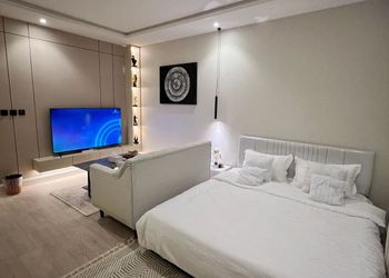 استديو بسرير ماستر ودخول ذاتي