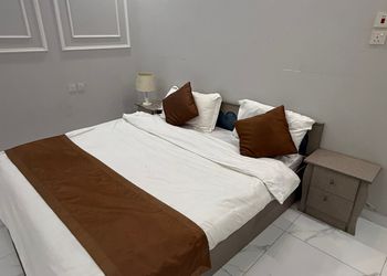 شاليه بمجلس ومسبح داخلي 
