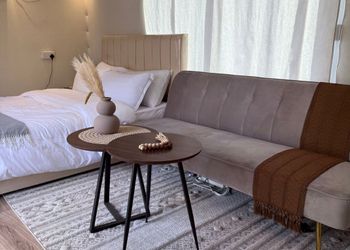 كرفان في مزرعة بسرير ماستر وجلسة 