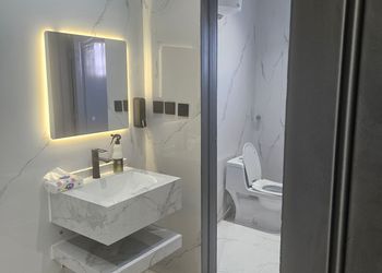 استديو بسرير ماستر