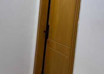 شقة بدخول ذاتي وصالة أنيقة 