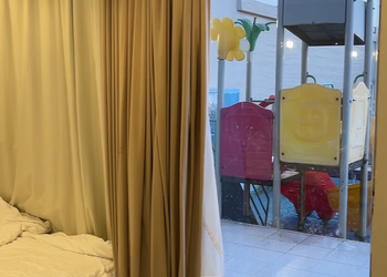 شاليه بألعاب مائية ومسبح
