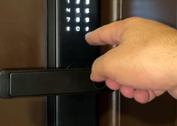 شقة أنيقة بصالة وغرفة نوم