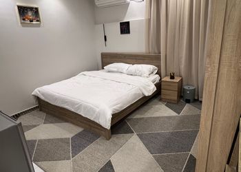 استديو بسرير ماستر