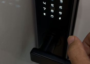 شقة بغرفتين نوم ودخول ذاتي