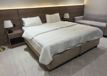 استديو هادئ بسرير ماستر 