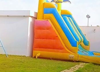 شاليه بمجلس وجلسة خارجية 