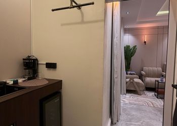 استديو بسرير ماستر وجلسة جانبية 