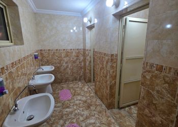 شاليه بالعاب مائية وكرة طائرة
