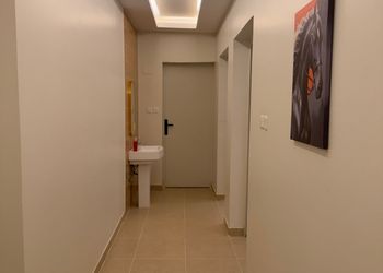 شقة بغرفتين نوم وصالة 