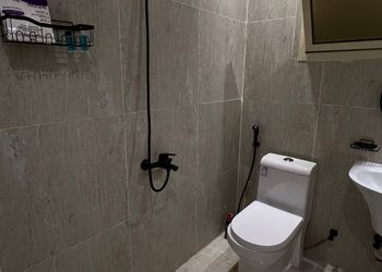 استديو بسرير ماستر وجلسة جانبية